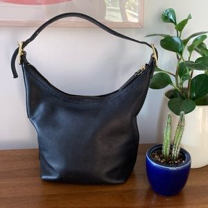 Coach Vintage Heritage 9823 Black Leather Bucket Hobo Bag